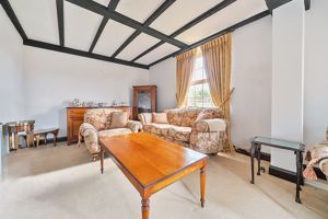 Lounge- click for photo gallery